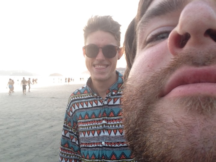 20160421_204106829_ios